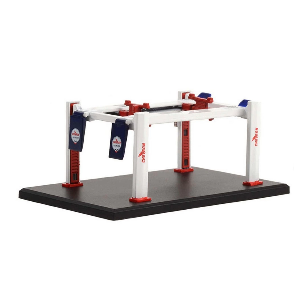 greenlight-1-64-chevron-gasolines-lift-23599999-sw1080sh1080 Greenlight 1/64 Chevron Gasolines Lift - Görsel 1