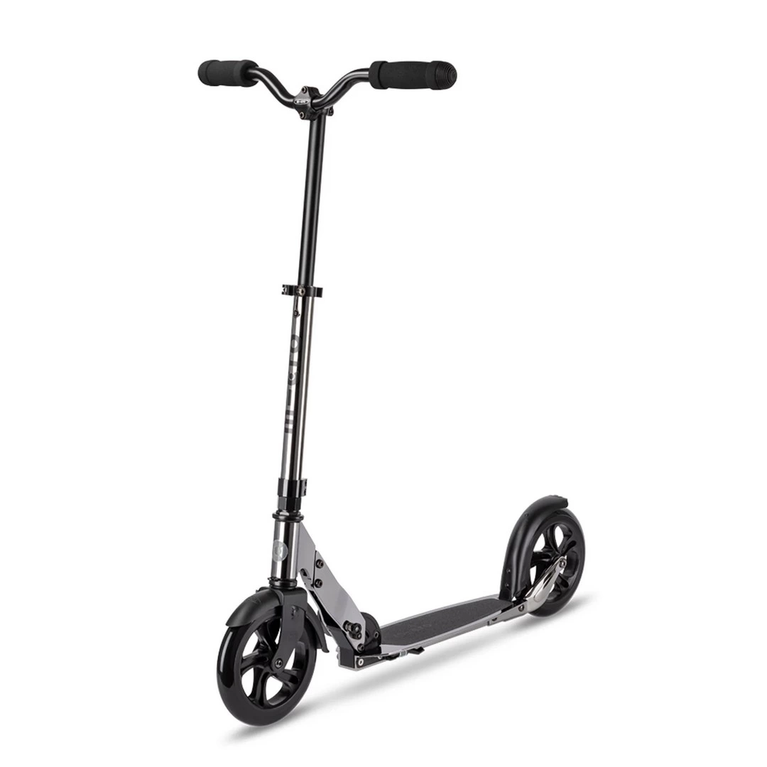 micro-classic-neochrome-2-tekerlekli-scooter-black-96132460-sw1080sh1080